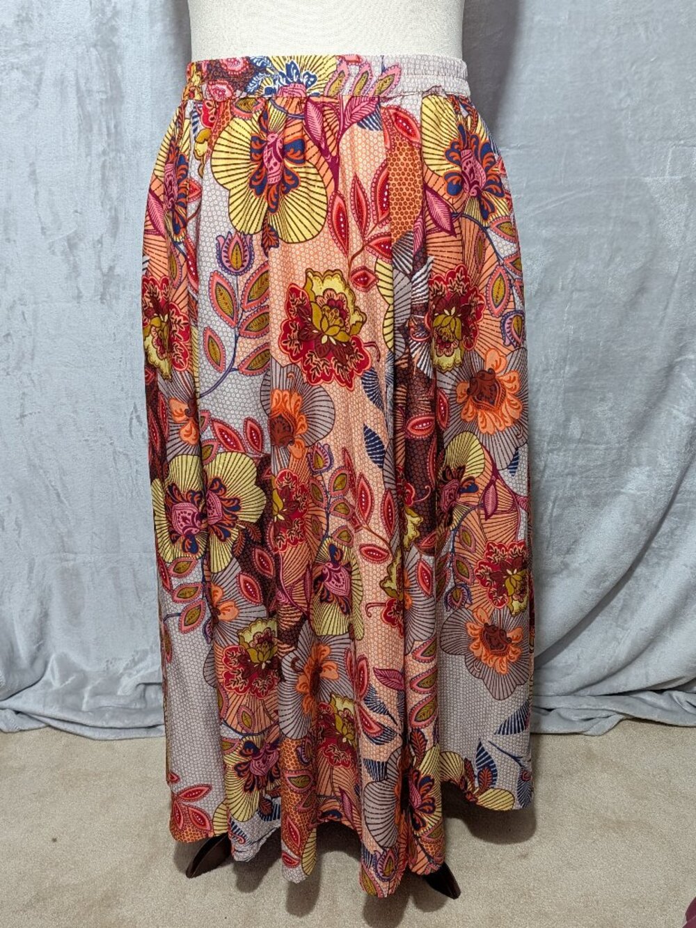 C Est. 1946 NWT Full Skirt size 18/20